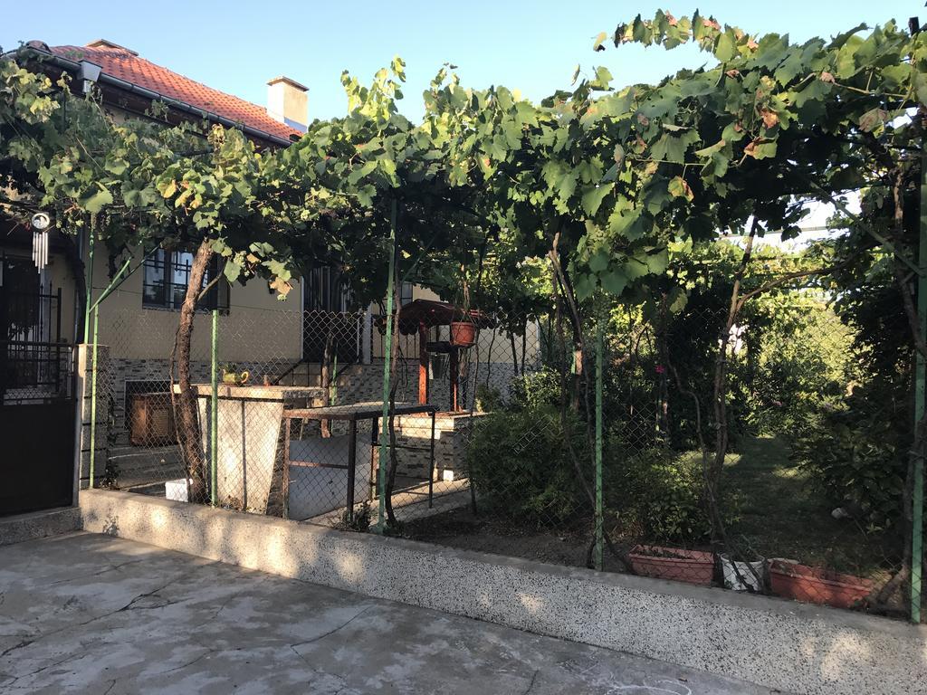 Guesthouse Planinsko Gnezdo Tuzha Exterior photo